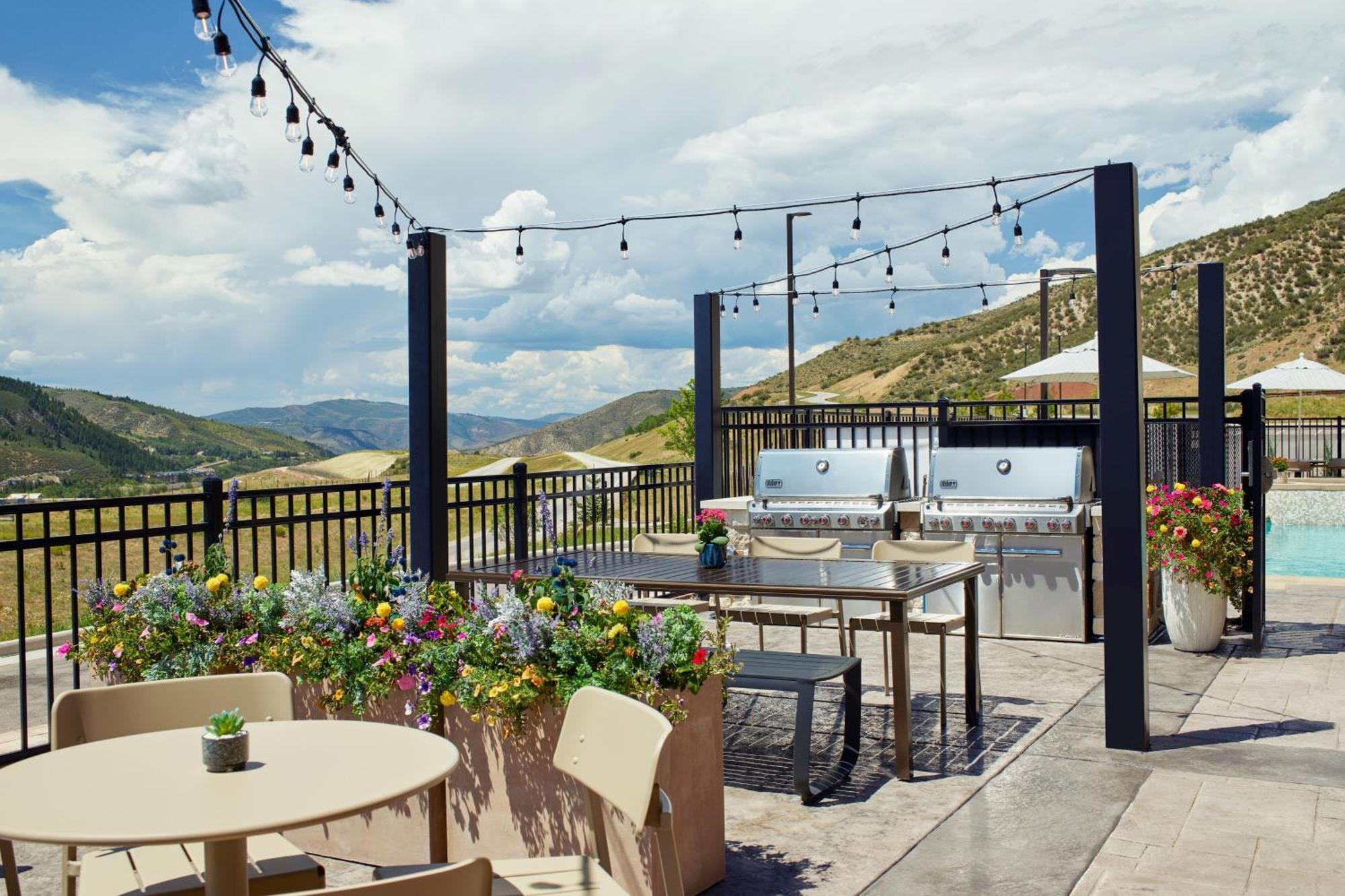 Towneplace Suites By Marriott Avon Vail Valley Exterior photo